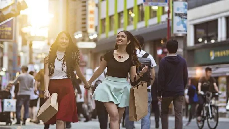 歐米茄遇上斯沃琪，自降身價(jià)了？-復(fù)刻表