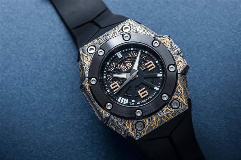 林德偉德林Oktopus Volcano個(gè)性24K金雕花腕表-復(fù)刻表