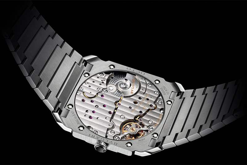 寶格麗Octo Finissimo自動緞面拋光系列腕表103297-復(fù)刻表