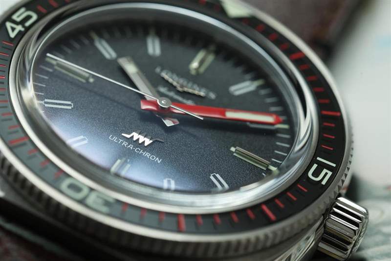 重新踏入高振頻世界!浪琴發表全新Ultra-Chron超級天文臺腕表-復刻表