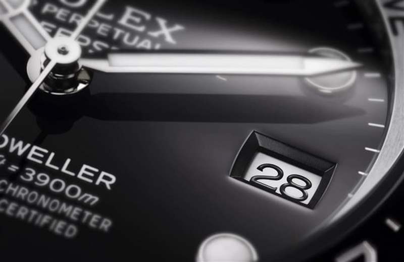 日期窗放大8%,提升視讀清晰度。 (Rolex) 2022勞力士Rolex Deepsea手表7項(xiàng)新革新勞力士隱藏款細(xì)節(jié)升級(jí)不加價(jià)-復(fù)刻表
