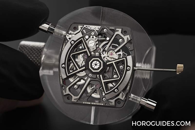 蝶形自動盤,自由切換上鏈模式!RICHARD MILLE RM 35-03 Rafael Nadal自動上鏈腕表-復刻表