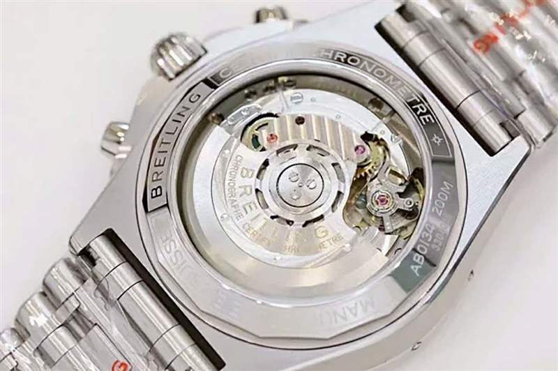 GF廠百年靈機械計時B01「賓利綠」盤鋼王復(fù)刻-復(fù)刻表