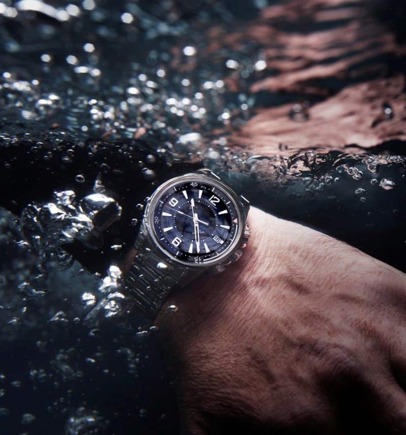 班奈迪克康柏拜區戴積家拍大片！「奇異博士」受訪點名「索爾、鋼鐵人」私品味-復刻表