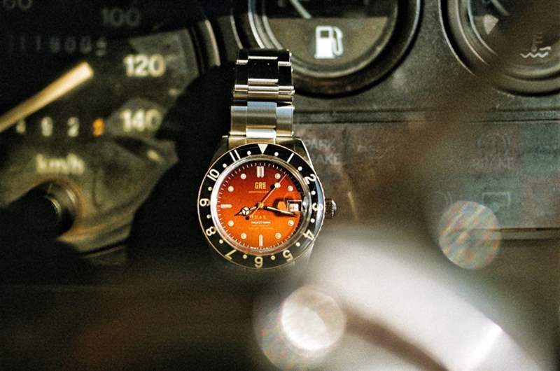 GrowthRing & Supply腕表企劃搭載老香港-復刻表