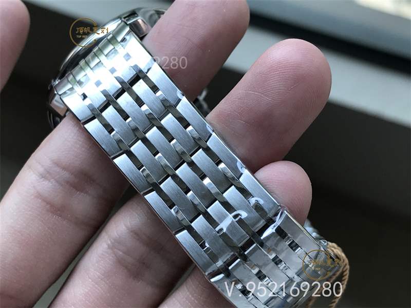 VS廠歐米茄藍(lán)盤蝶飛明亮之藍(lán)復(fù)刻表是做工最好的嗎-復(fù)刻表