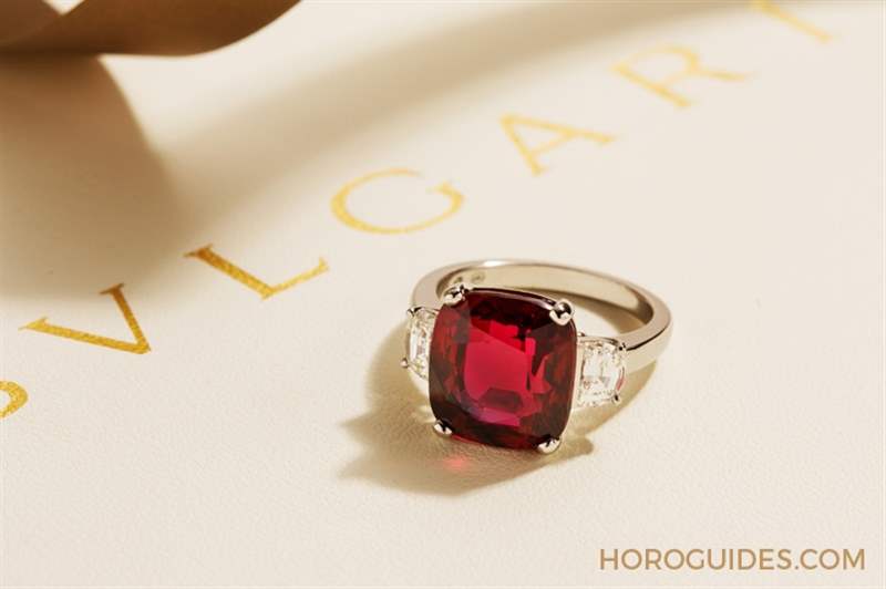 重磅彩寶,色彩迸發(fā)|BVLGARI頂級(jí)珠寶暨復(fù)雜腕表展-復(fù)刻表