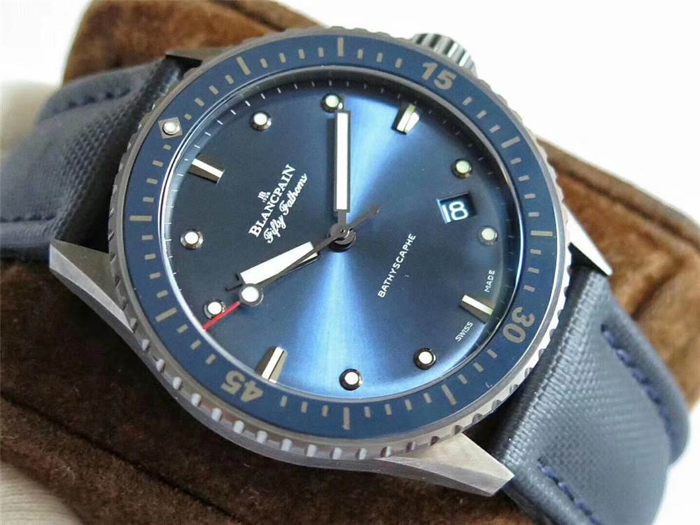 ZF廠寶珀五十噚陶瓷藍(lán)盤5000-0240-O52A復(fù)刻表做工怎么樣-復(fù)刻表