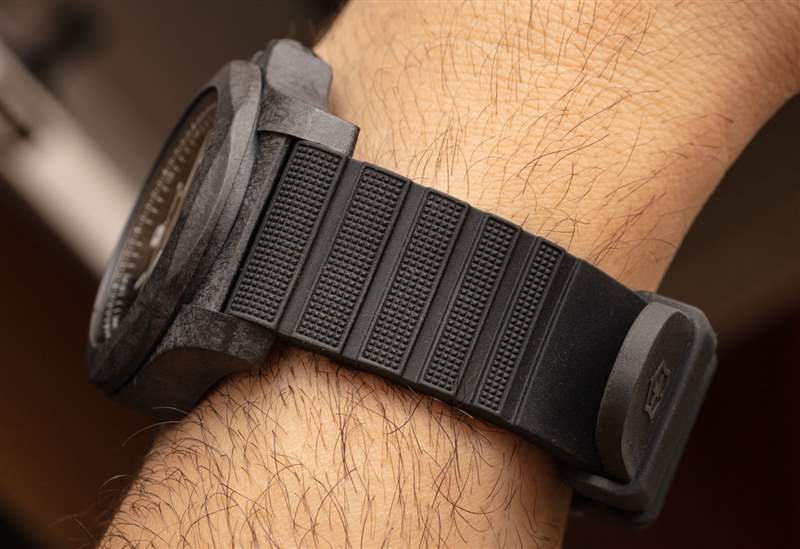 Victorinox INOX 碳纖維機械腕表-復刻表