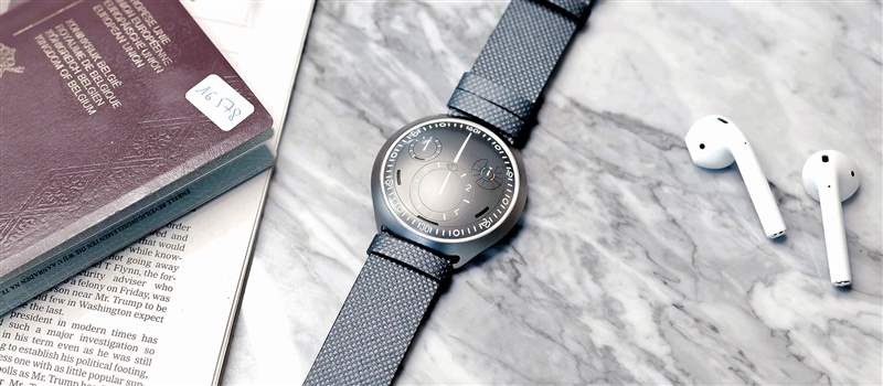 Ressence 推出 E-Crown 系統,在機械表中以電子方式設置時間-復刻表