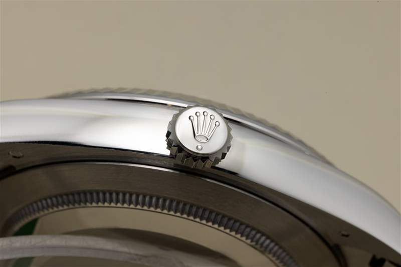 勞力士新款鉑金星期日歷腕表盡在表圈之上-復刻表