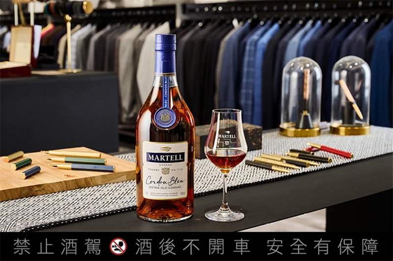 跨越經典，以質感開創(chuàng)迎風飛翔新局！新式訂制西服STYDER創(chuàng)辦人黃淯晨與父親的跨世代對談-復刻表