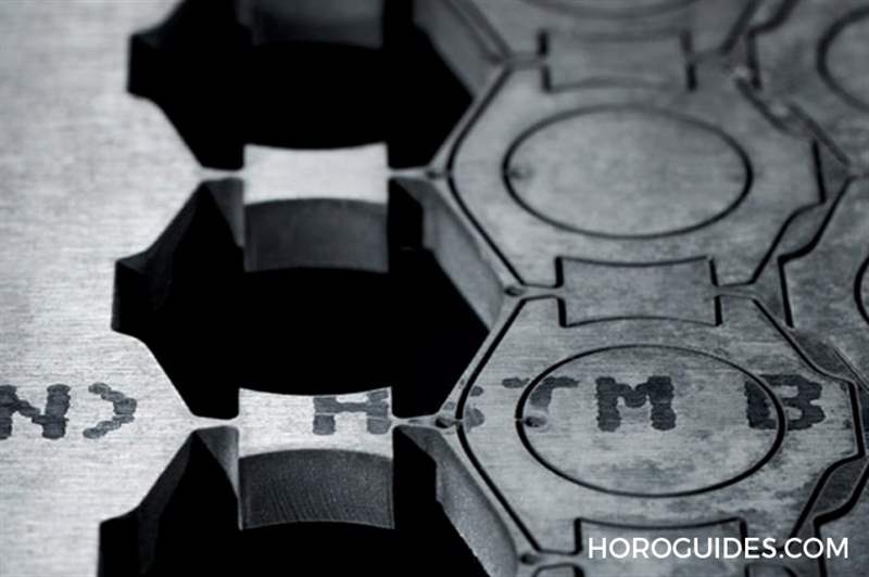 最新水鬼王！ROLEX勞力士Deepsea Challenge 126067的兩項(xiàng)第一次：鈦金屬材質(zhì)、市售腕表深潛1萬(wàn)1千米-復(fù)刻表