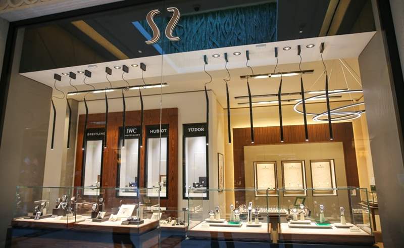 迪拜鐘表周:中東的參考-復(fù)刻表