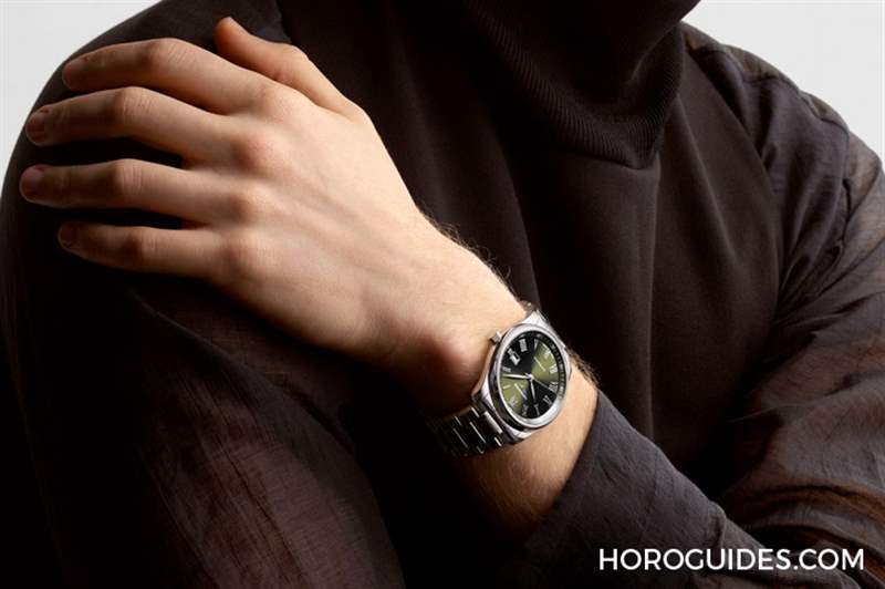 身為品味女子，妳適合隨「時」優雅：浪琴表Master巨擘系列女表與男表-復刻表
