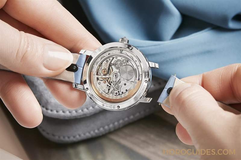 從容感受歲月靜好的滋味|江詩(shī)丹頓Traditionnelle系列計(jì)時(shí)萬(wàn)年歷、超薄萬(wàn)年歷-復(fù)刻表