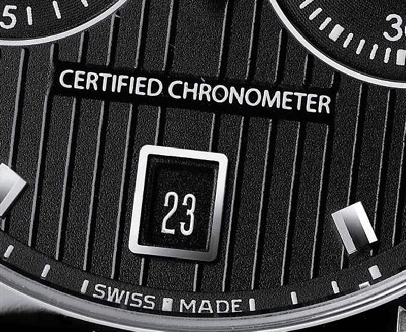chronometer-type-on-corum-romulus-watch 教你10招如何挑選一萬塊錢左右的'好'手表?-復刻表