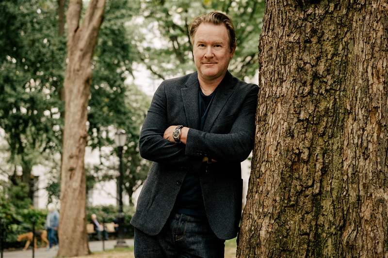 一個美國時裝設計師托德斯奈德讓超霸脫身-復刻表