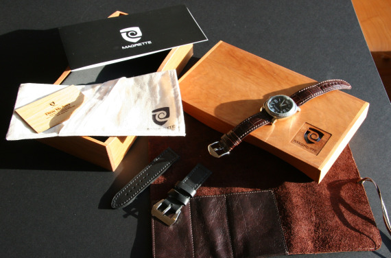 很像沛納海的馬格萊特Magrete庫佩之旅限量版腕表-復(fù)刻表