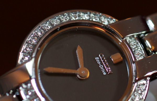 西鐵城光動能 EW9990-54E-8 公民生態驅動女士剪影手鐲EW9990-54E手表評論-復刻表