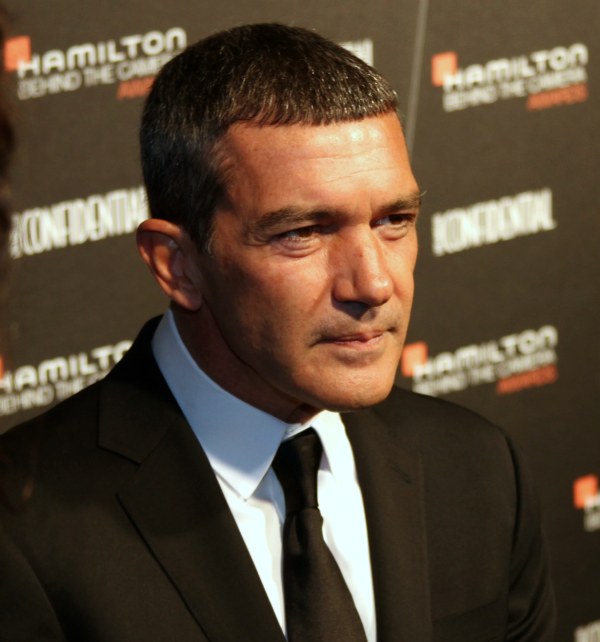 漢密爾頓·班德拉斯 漢密爾頓手表和好萊塢電影-復(fù)刻表