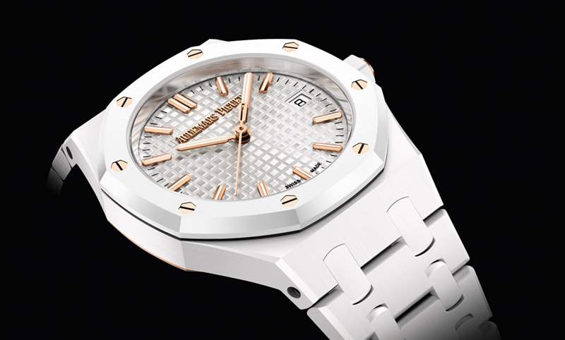 AUDEMARS PIGUET - 白色陶瓷版！ 愛彼皇家橡樹34毫米自動(dòng)上鏈腕表雪白登場(chǎng)