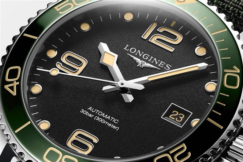 『新表』浪琴推出HydroConquest 41mm潛水腕表新作:綠色表圈+黑色表盤-復刻表