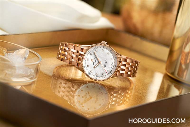 輕霧粉與淺藍色珍珠母貝面盤Navitimer也可以唯美-復刻表