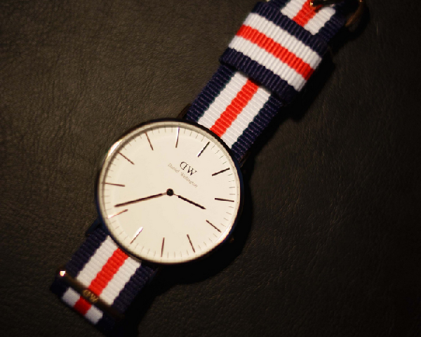 DW和CK手表哪個(gè)好一點(diǎn) DW和CK手表哪個(gè)好一點(diǎn)(DW和CK手表哪個(gè)牌子大)-復(fù)刻表