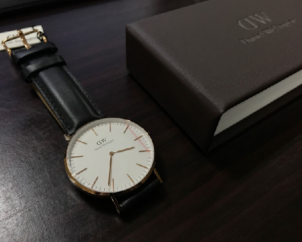 DW和CK手表哪個(gè)好一點(diǎn) DW和CK手表哪個(gè)好一點(diǎn)(DW和CK手表哪個(gè)牌子大)-復(fù)刻表