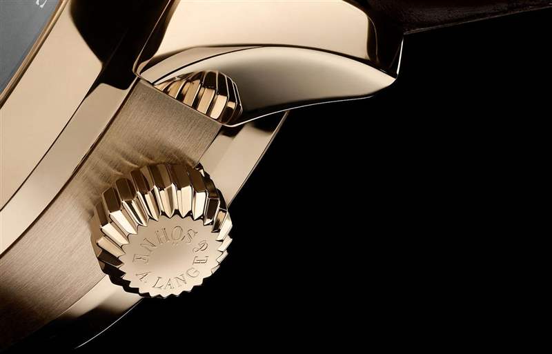 朗格18K蜂蜜金新作結合跳字顯示和十進制三問裝置之復雜逸品-復刻表