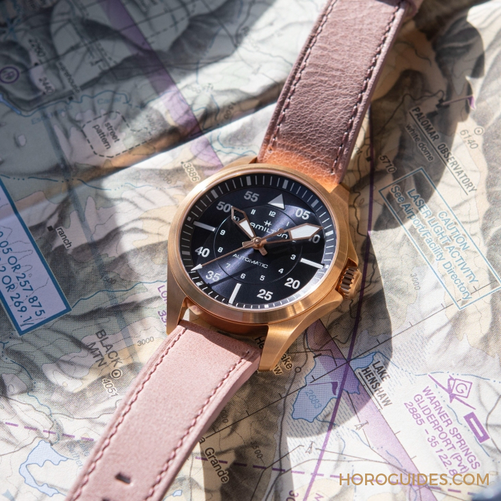 設(shè)計微調(diào)、新增尺寸，HAMILTON Khaki Aviation Pilot系列七款新作再現(xiàn)軍風(fēng)-復(fù)刻表