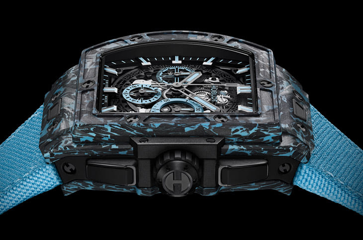 宇舶全新Spirit of Big Bang計時碼表:迷彩藍碳纖維夏日獻禮-復刻表